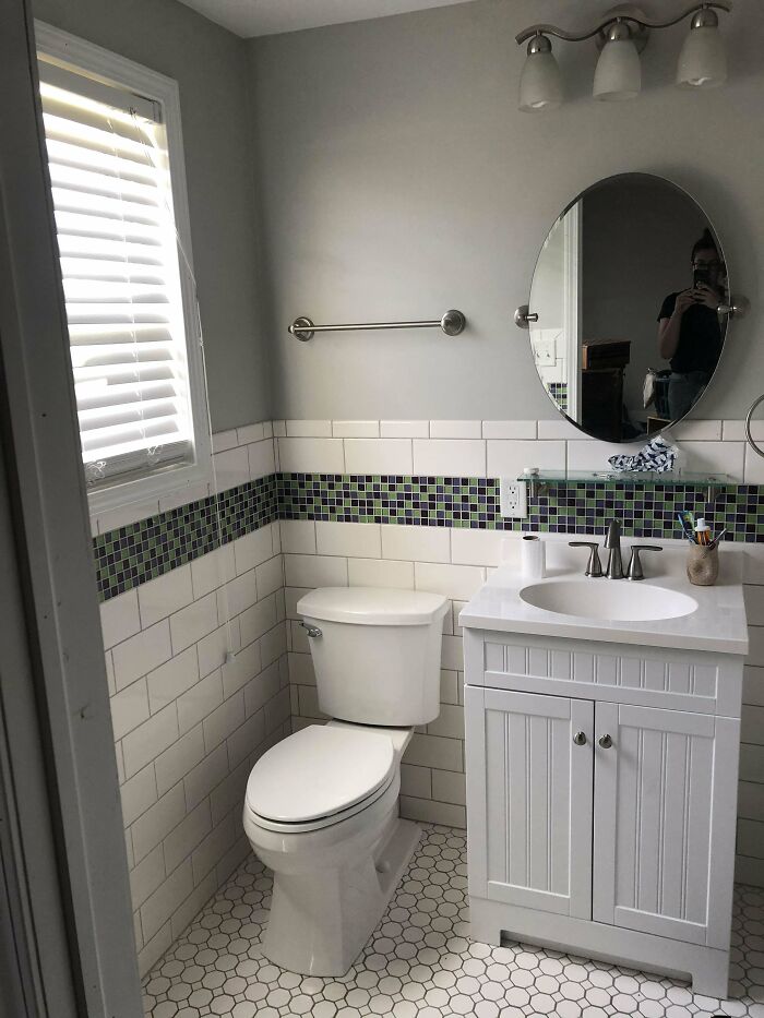 Photo of the bathroom