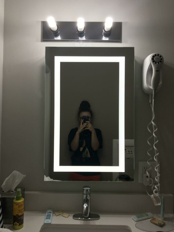 Funny placement of lights in a bathroom 