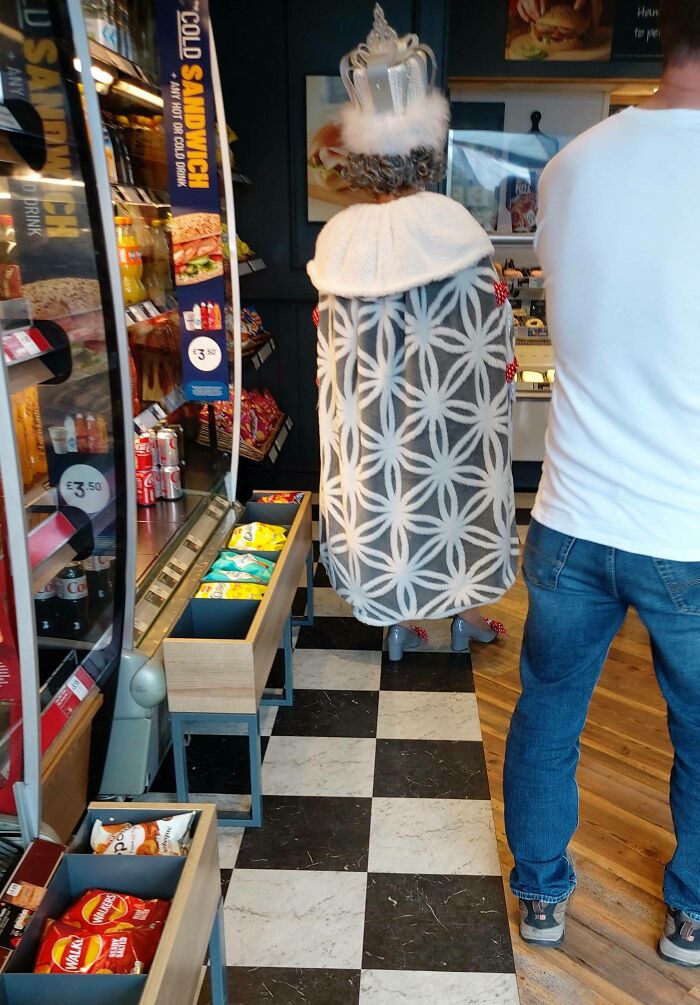 Someone Taking The Platinum Jubilee Very Seriously This Morning In Greggs