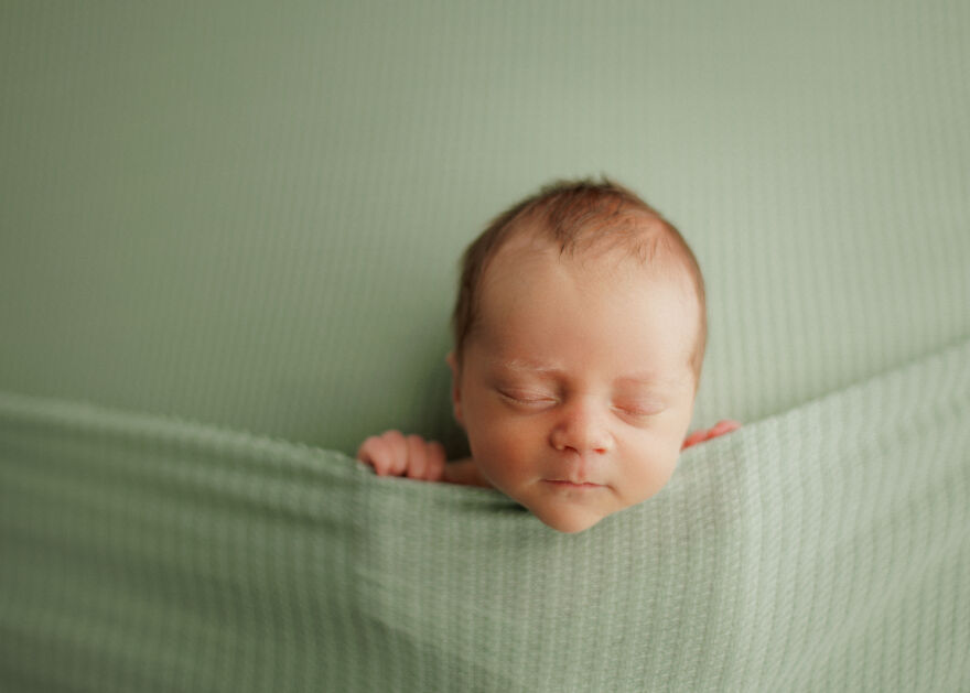 I Photograph Newborns In A Studio (10 Pics)