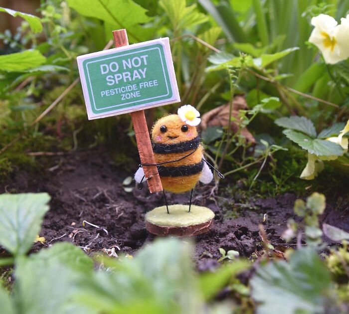 Protest Bee