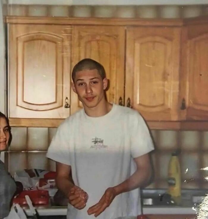 17-Yr-Old Tom Hardy Photographed In A Friend's Kitchen In 1994