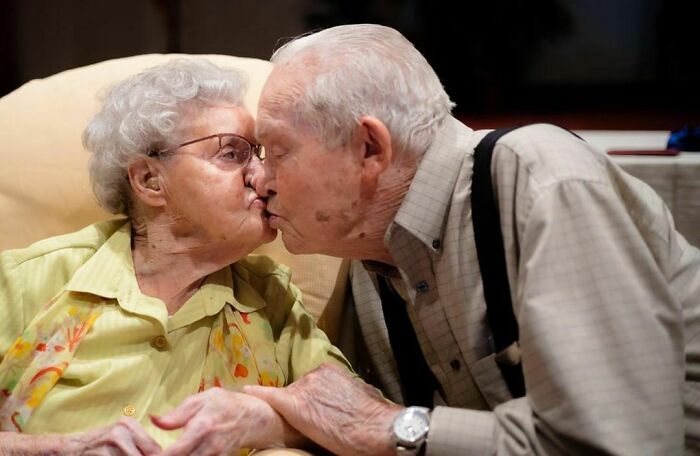 A Couple Who Had Been Married For 79 Years Died 20 Hours Apart