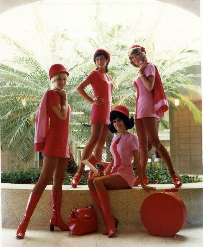 Vintage Photographs Of Pacific Southwest Airlines Flight Attendants From The 1960s And 1970s
