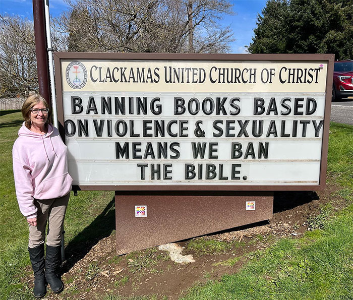 Prohibir los libros basados en la violencia y la sexualidad significa prohibir la Biblia