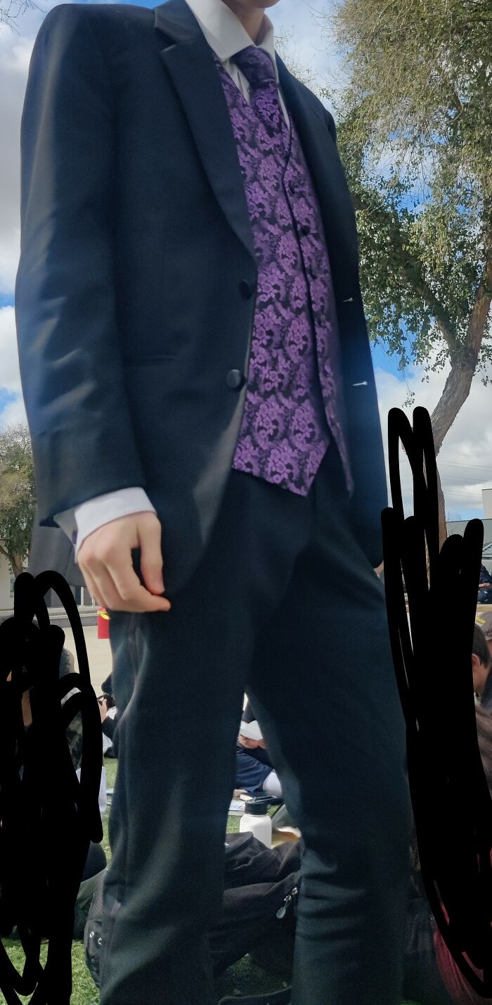 My Friend Wore This Suit And We All Thought He Looked Cool 😎