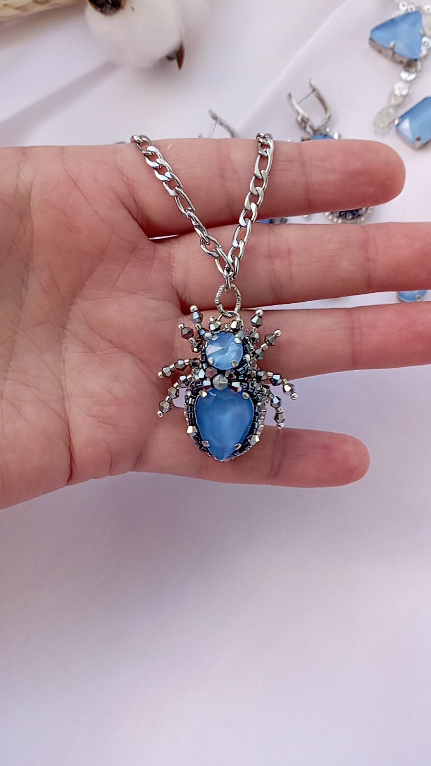 My First Beaded Spiders🕷 (4 Pics)