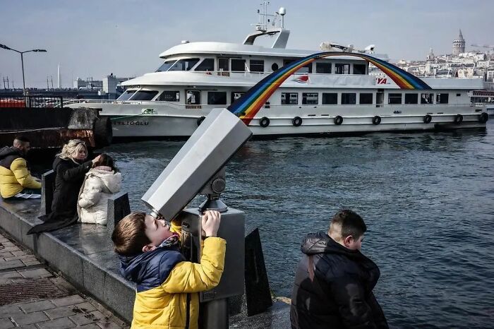 Instagram Account Shows Incredible Moments Of Street Photography