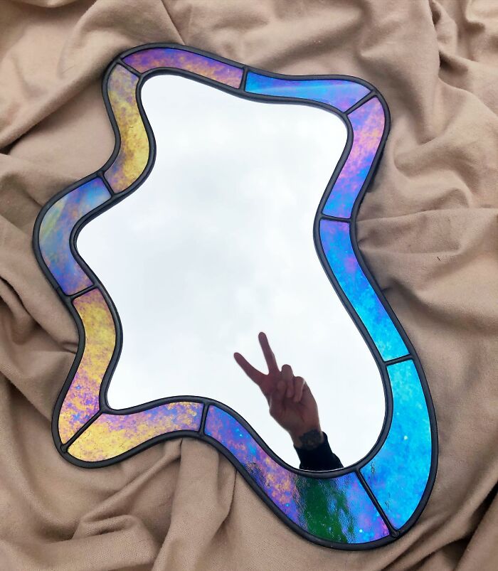 Meet The Psychedelic Mirrors Of An La Artist