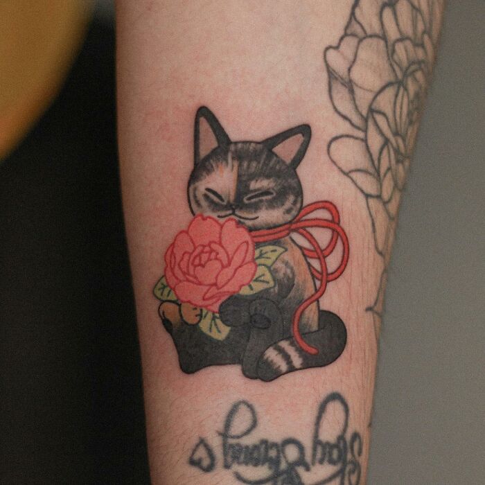 This Artist Makes Beautiful Simple And Intricate Cat Tattoos