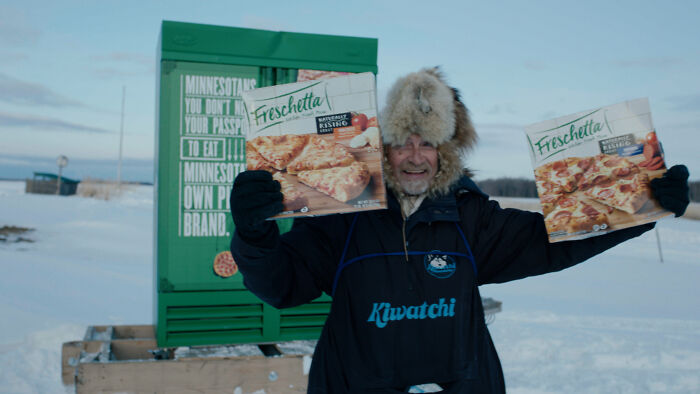 The Great Frozen Pizza Expedition: We Crossed Two Borders By Dog Sled To Bring Frozen Pizza To Residents Of Angle Inlet The Great Frozen Pizza Expedition: We Crossed Two Borders By Dog Sled To Bring Frozen Pizza To Residents Of Angle Inlet