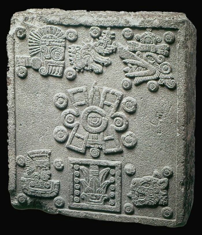 Image Of The Aztec Calendar Called The Stone Of De Five Suns Tenochtitlan 1428-1521 A. C. Prehispanic Mexico Art Institute Of Chicago