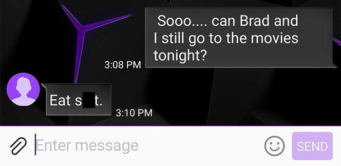 "You Are A Strange Child": Angry Mom Accidentally Texts A 35-Year-Old Guy Instead Of Her Daughter, Things Escalate Quickly "You Are A Strange Child": Angry Mom Accidentally Texts A 35-Year-Old Guy Instead Of Her Daughter, Things Escalate Quickly