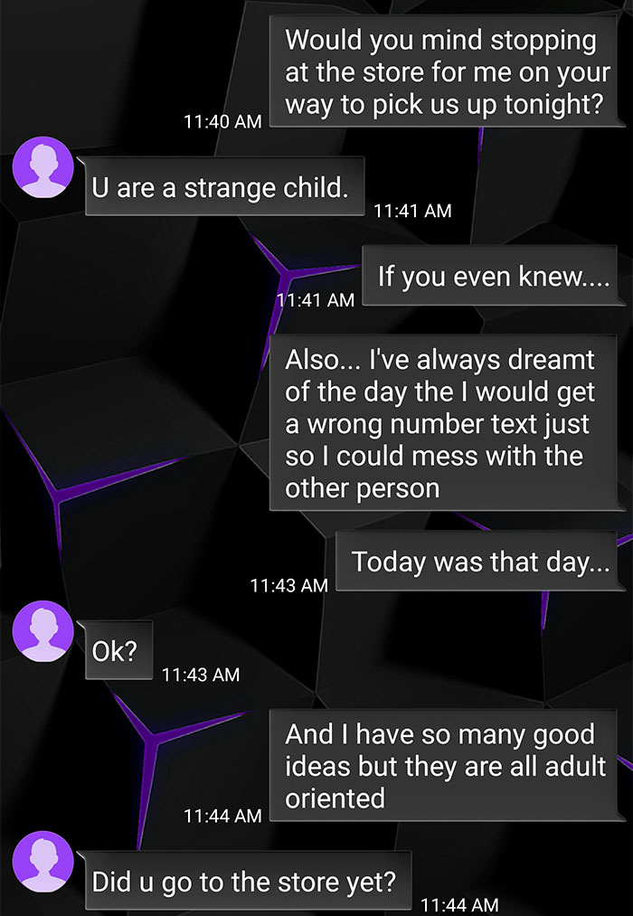 "You Are A Strange Child": Angry Mom Accidentally Texts A 35-Year-Old Guy Instead Of Her Daughter, Things Escalate Quickly "You Are A Strange Child": Angry Mom Accidentally Texts A 35-Year-Old Guy Instead Of Her Daughter, Things Escalate Quickly