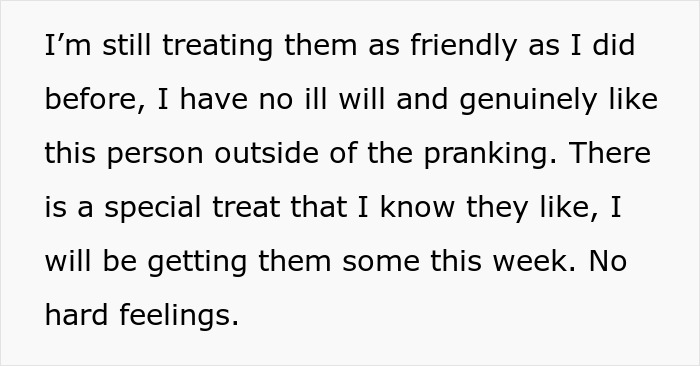 Woman Praised For Standing Up To Obnoxious Office Prankster Making Her “Lose Her Sanity” With All The Pranking Woman Praised For Standing Up To Obnoxious Office Prankster Making Her “Lose Her Sanity” With All The Pranking