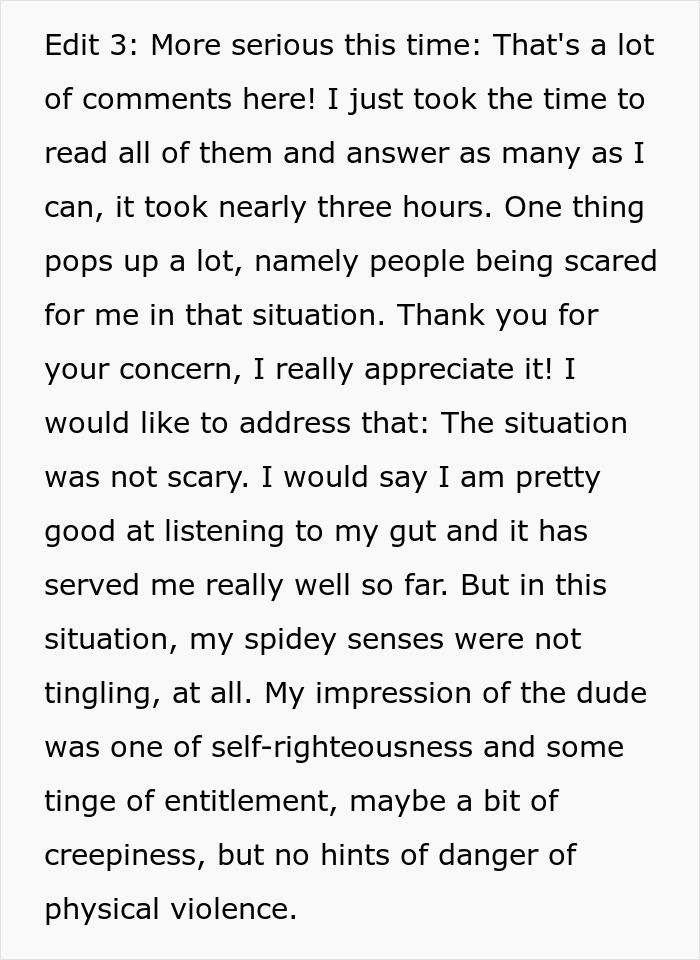 Woman On An Almost Empty Train Gets Labeled A Jerk By A Man For Refusing To Move Her Stuff So He Could Sit Next To Her For The Second Time Woman On An Almost Empty Train Gets Labeled A Jerk By A Man For Refusing To Move Her Stuff So He Could Sit Next To Her For The Second Time