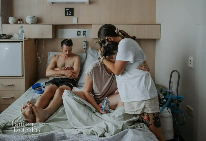 Mejor en Postparto: Documental: "Cama 32 ", Dania Lauren, Australia