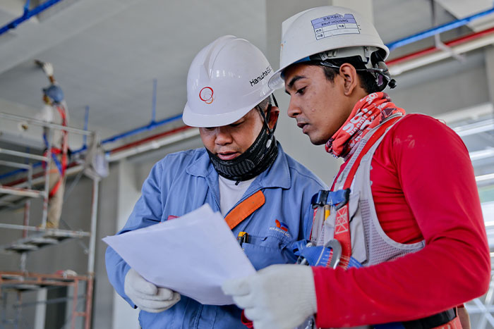 "Cabinet Door Was Left Open In Room": Employees Keep Reporting Ridiculous Safety Violations, This Guy Figures Out Why