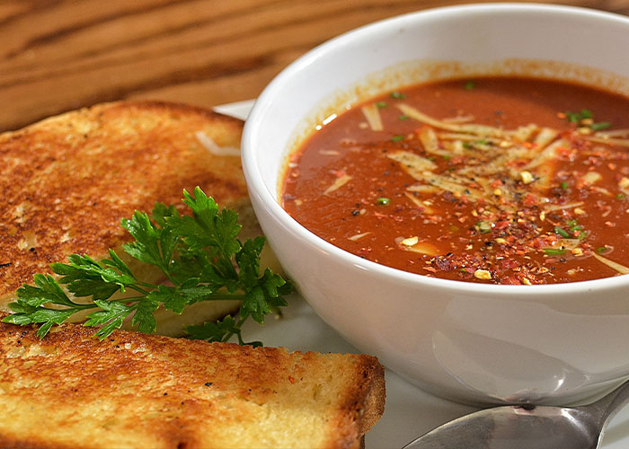 30 "Broke 'Till Payday" Meals That People Swear By