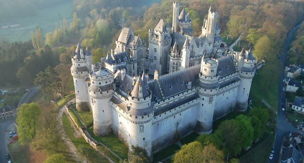 chateau-de-pierrefonds-compiegne-senlis-day-trip-21-aout-6427cf059fe44.jpg