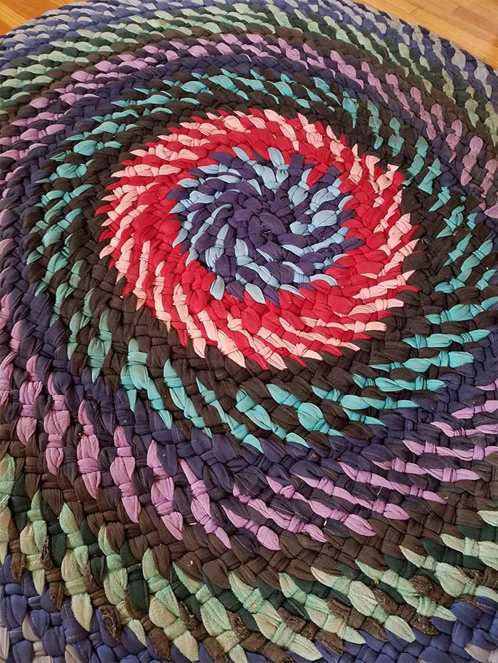 82 Weird Childhood Rituals That People Still Do In Their Adulthood