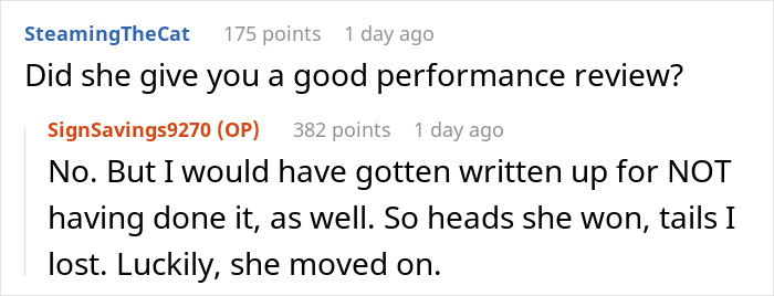 "Print Out The Internet? Yes Ma'am": Employee Shows Boss Just How Stupid Her Request Is By Following It To The Letter "Print Out The Internet? Yes Ma'am": Employee Shows Boss Just How Stupid Her Request Is By Following It To The Letter