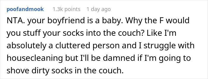 Guy Gets Tired Of His Boyfriend's Socks Being Scattered All Over Their Home, "Unionizes" With Their Dogs Against Him Guy Gets Tired Of His Boyfriend's Socks Being Scattered All Over Their Home, "Unionizes" With Their Dogs Against Him