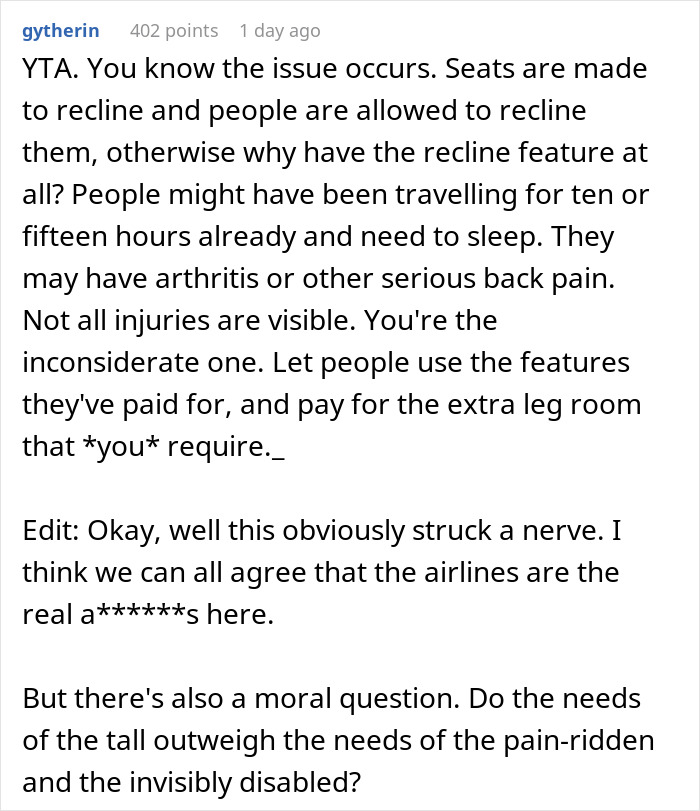 Tall Guy Doesn't Fit In Plane Seat Comfortably, Drama Ensues After Woman Tries To Recline Her Seat Tall Guy Doesn't Fit In Plane Seat Comfortably, Drama Ensues After Woman Tries To Recline Her Seat