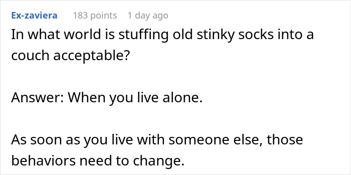 Guy Gets Tired Of His Boyfriend's Socks Being Scattered All Over Their Home, "Unionizes" With Their Dogs Against Him Guy Gets Tired Of His Boyfriend's Socks Being Scattered All Over Their Home, "Unionizes" With Their Dogs Against Him