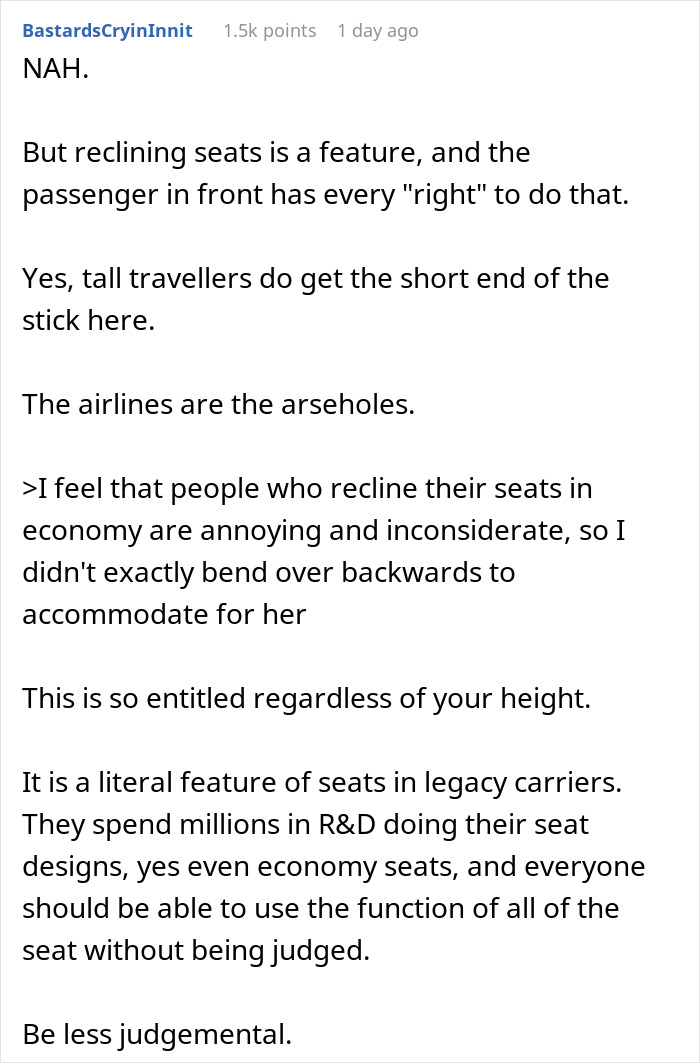 Tall Guy Doesn't Fit In Plane Seat Comfortably, Drama Ensues After Woman Tries To Recline Her Seat