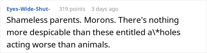 Mom Books Just 2 Train Seats For Herself And Her 3 Kids, Expecting Others To Give Up Theirs, Gets Called Out Online Mom Books Just 2 Train Seats For Herself And Her 3 Kids, Expecting Others To Give Up Theirs, Gets Called Out Online