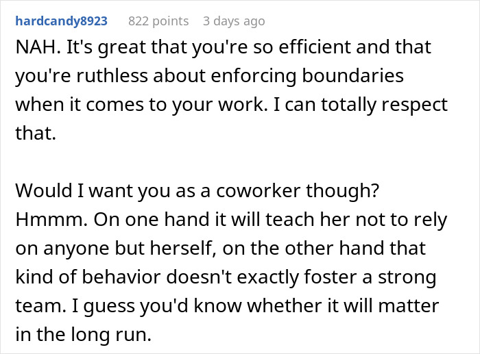Childfree Coworker Says She Has Plans Instead Of Helping Colleague, Defends Herself Online After Colleague Catches Her Having A Solo Picnic