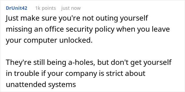 Woman Praised For Standing Up To Obnoxious Office Prankster Making Her “Lose Her Sanity” With All The Pranking Woman Praised For Standing Up To Obnoxious Office Prankster Making Her “Lose Her Sanity” With All The Pranking