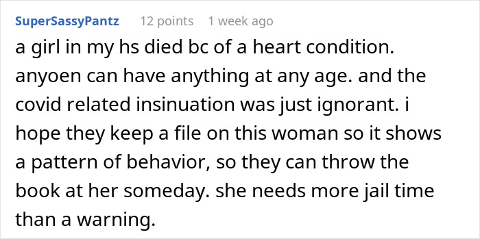 Karen Has A Meltdown Over Service Dog And Calls The Cops, Gets Banned From Walmart For A Year Karen Has A Meltdown Over Service Dog And Calls The Cops, Gets Banned From Walmart For A Year