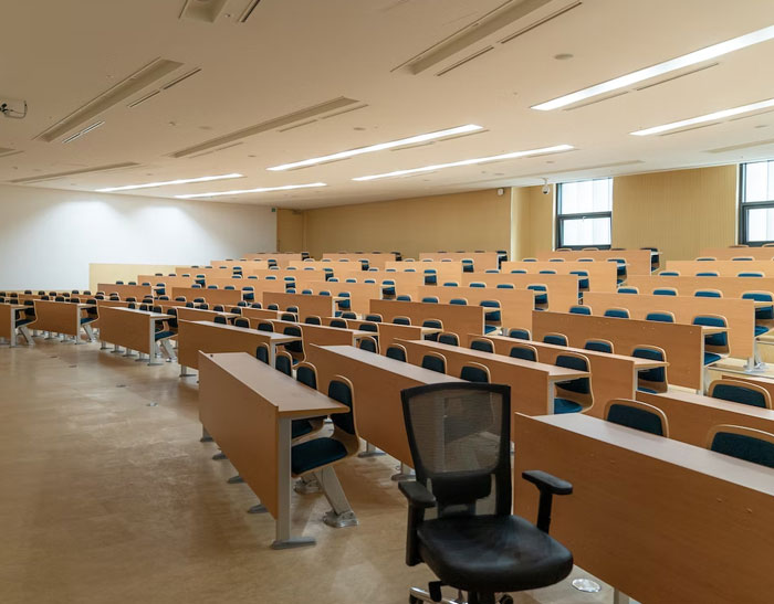 People Who Actually Got Their "Dream Job" Share Why It Actually Sucked (30 Stories)