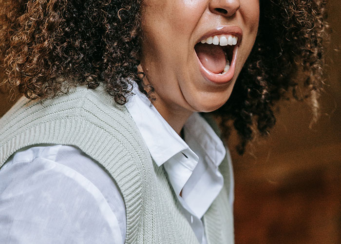 Entitled Mom Brings Her Kid To Work And Expects Coworkers To Take Care Of Her, Causes A Scene When One Of Them Maliciously Complies Entitled Mom Brings Her Kid To Work And Expects Coworkers To Take Care Of Her, Causes A Scene When One Of Them Maliciously Complies