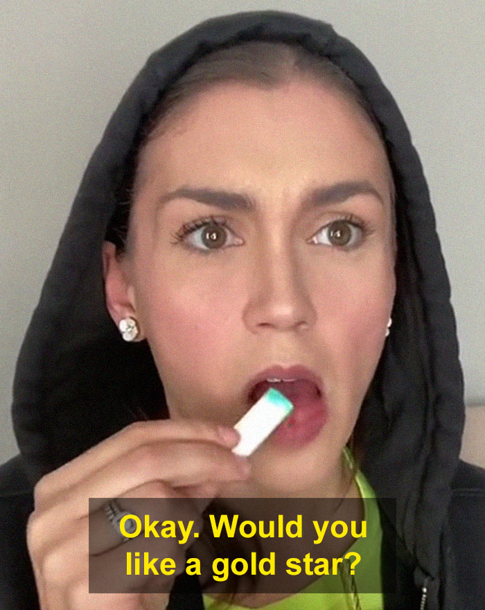 “Natural Births Are Just So Much More Rewarding”: Woman Goes Viral For Showcasing Just How Unhinged Mom Groups Are “Natural Births Are Just So Much More Rewarding”: Woman Goes Viral For Showcasing Just How Unhinged Mom Groups Are