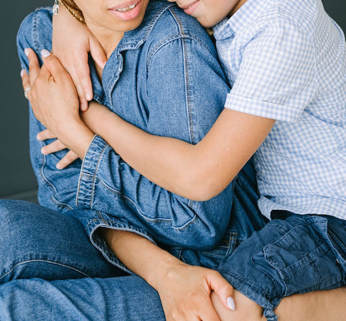 Mom Is Disgusted With Kids’ Lack Of Grief Over Their Late Stepfather, Their Real Dad Steps In To Bring Her Back To Earth Mom Is Disgusted With Kids’ Lack Of Grief Over Their Late Stepfather, Their Real Dad Steps In To Bring Her Back To Earth