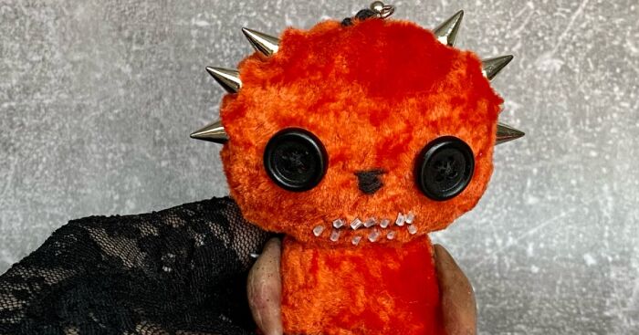 I Made Axolotl Inspired Keychain (4 Pics)