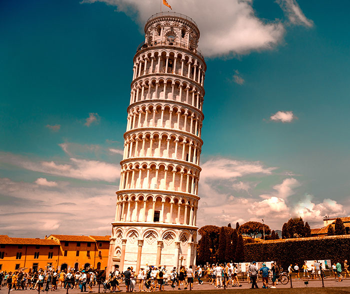 Persons looking at Tower of Pisa
