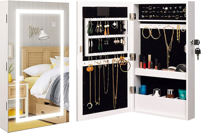 Paranta Lockable Jewelry Cabinet Armoire