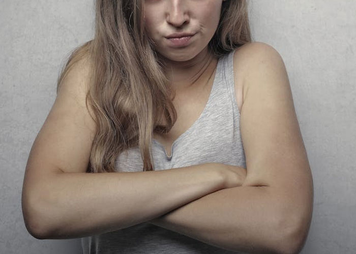 30 “Dead Giveaways” That Your Relationship Is Toxic