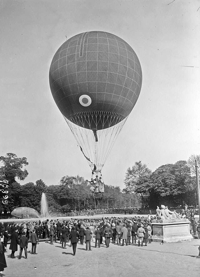 Tuileries, Prix De L'aero-Club, Departure Of A Balloon In 1922 May 14
