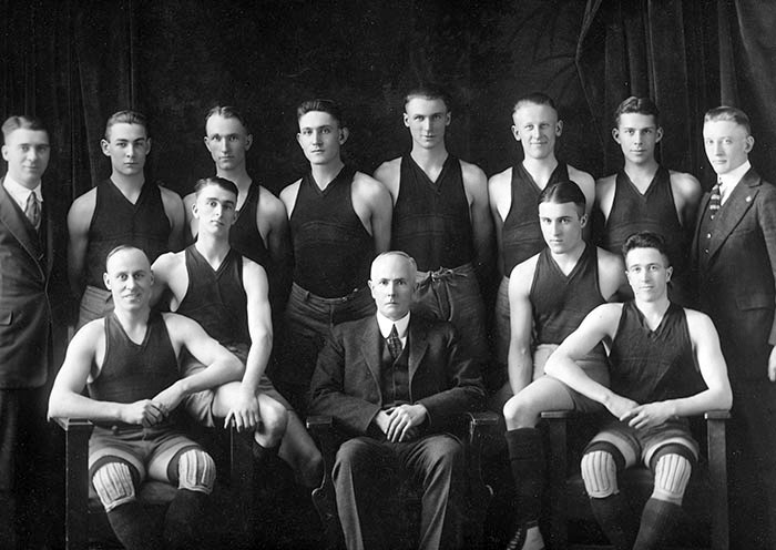 Men's Basketball Team, 1922-1923