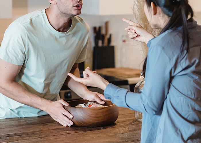 Mom Is Disappointed Her Baby Daughter Looks More Like Her Husband Than Her, Keeps Bashing Her Looks Until Husband Finally Snaps Mom Is Disappointed Her Baby Daughter Looks More Like Her Husband Than Her, Keeps Bashing Her Looks Until Husband Finally Snaps