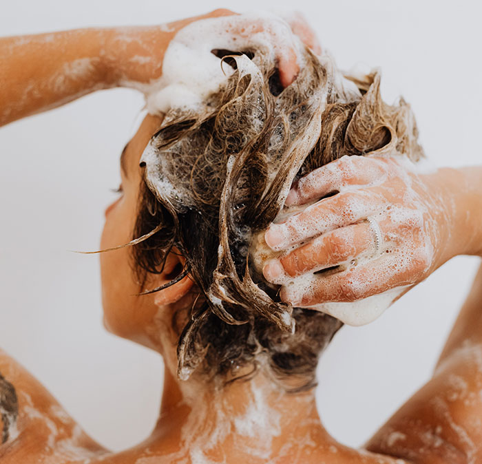 Husband Sleeps On The Couch Because His Gynecologist Wife Won’t Shower Before Bed, Asks The Internet If He’s A Jerk Husband Sleeps On The Couch Because His Gynecologist Wife Won’t Shower Before Bed, Asks The Internet If He’s A Jerk