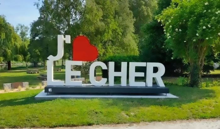 I Love Le Cher (French Department) vs. I Love Lécher (To Lick)