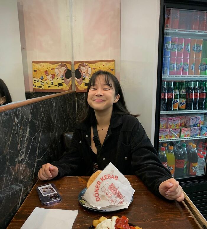 Therapist Explains The Science Behind The ‘Orchid Vs. Dandelion’ Theory