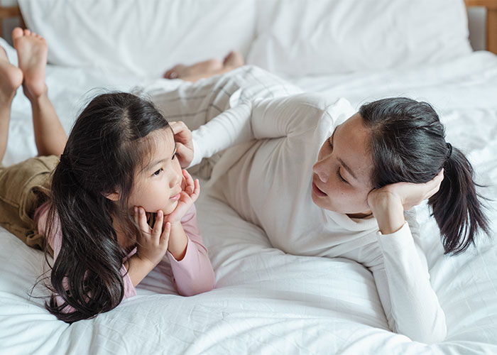 25 Señales de alarma que dicen "malos padres" a gritos