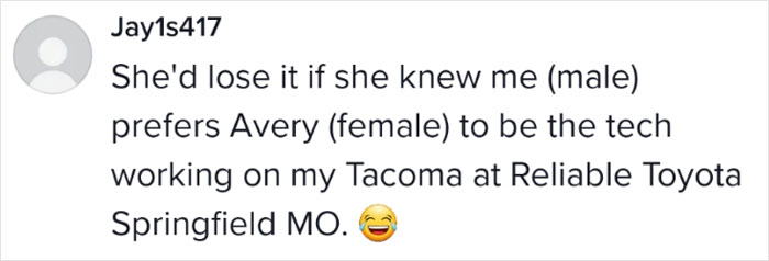 Karen Complains Women Don't Belong In Auto Service, Demands A Male Mechanic Karen Complains Women Don't Belong In Auto Service, Demands A Male Mechanic